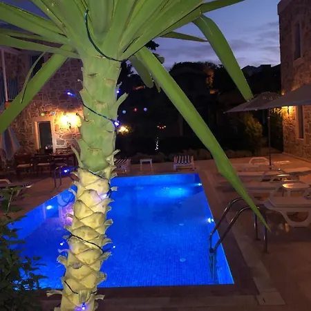 La Petra Eski 2*